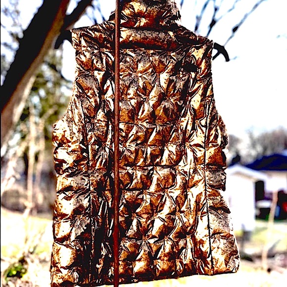 1 Left North Face Ltd Edition Goose Down Crop Puffer Vest - Picture 4 of 14